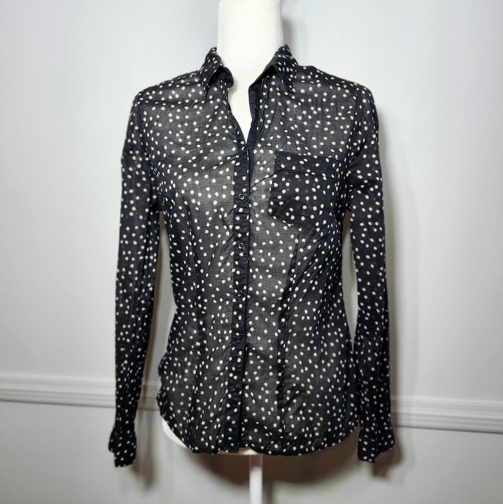 Un deux tredis | Casual Minimalist Fitted Printed Button Down Shirt